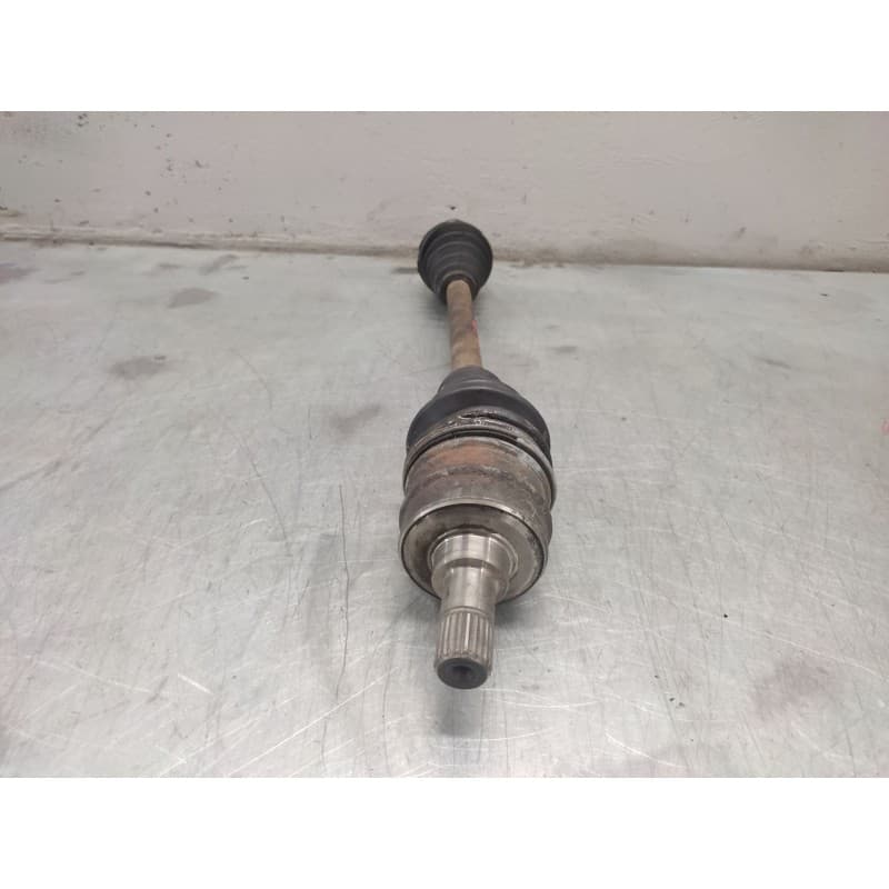 Recambio de transmision delantera izquierda para renault 4 berlina/familiar/furgoneta referencia OEM IAM - Blanco
