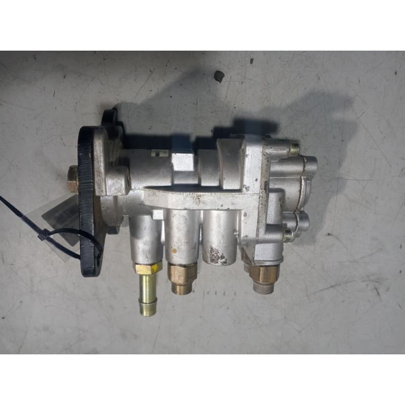 Recambio de valvula aire para nissan eco - t 135.60/100 kw/e2 chasis / 3200 / 6.0 cabina individual referencia OEM IAM 320053001 - Blanco