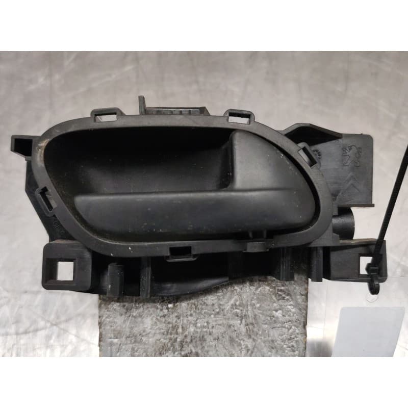 Recambio de maneta interior delantera derecha para peugeot expert tepee (vf3x_) 2.0 hdi 120 referencia OEM IAM - Blanco