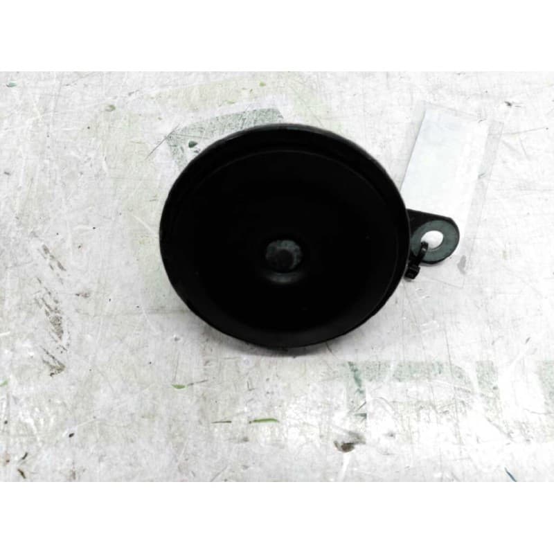 Recambio de claxon para toyota avensis wagon (t25) 2.0 d-4d executive referencia OEM IAM 8652005020