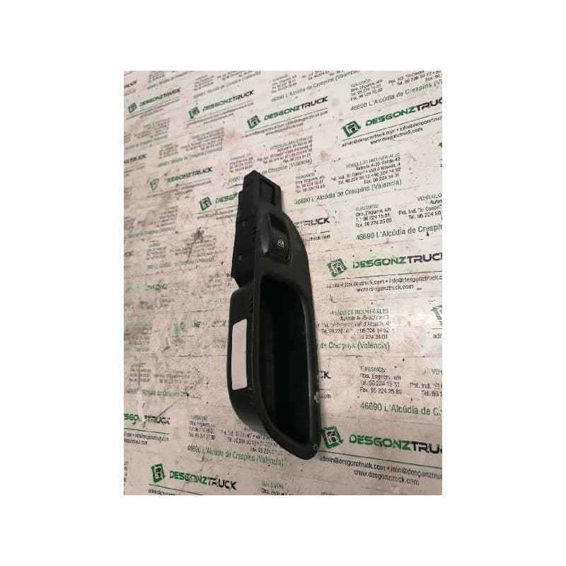 Recambio de mando elevalunas trasero derecho para fiat tipo hatchback (356_, 357_) 1.3 d (356hxh1a) referencia OEM IAM 073565466