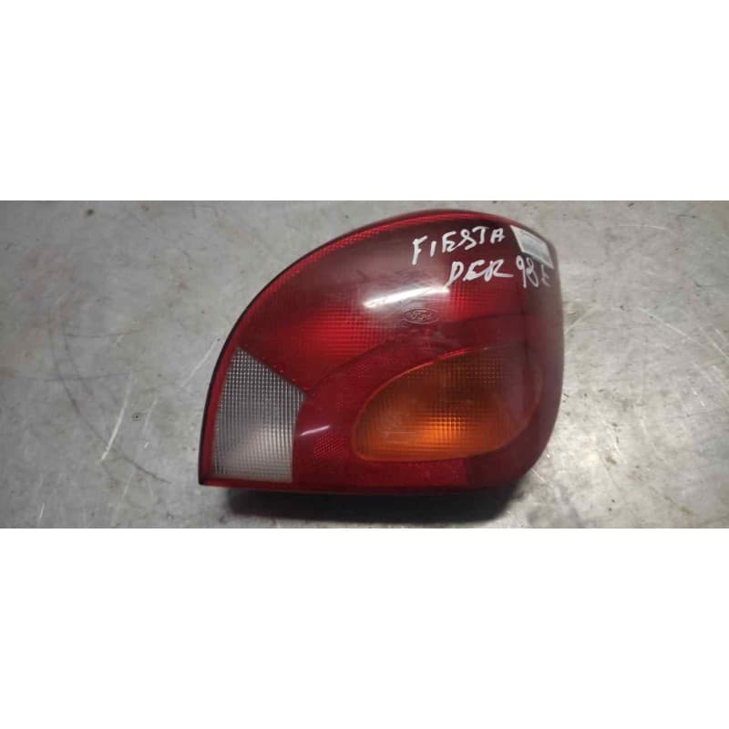 Recambio de piloto trasero derecho para ford fiesta berlina (dx) 1.25 16v cat referencia OEM IAM