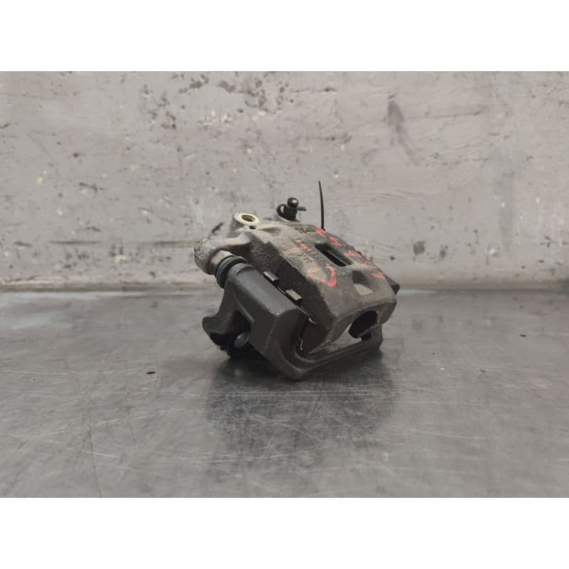 Recambio de pinza freno trasera derecha para ssangyong rexton / rexton ii (gab_) 2.7 xdi 4x4 referencia OEM IAM BC141059 - Negro