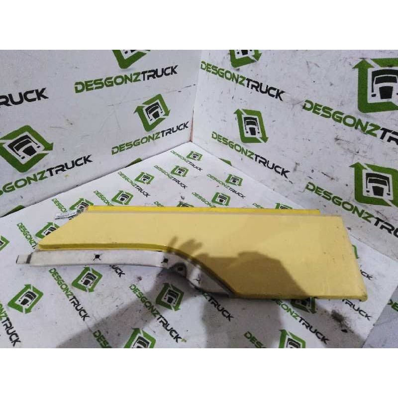 Recambio de moldura trasera cabina para volvo fh 480 12.8 diesel referencia OEM IAM PARTE IZQUIERDA - Amarillo