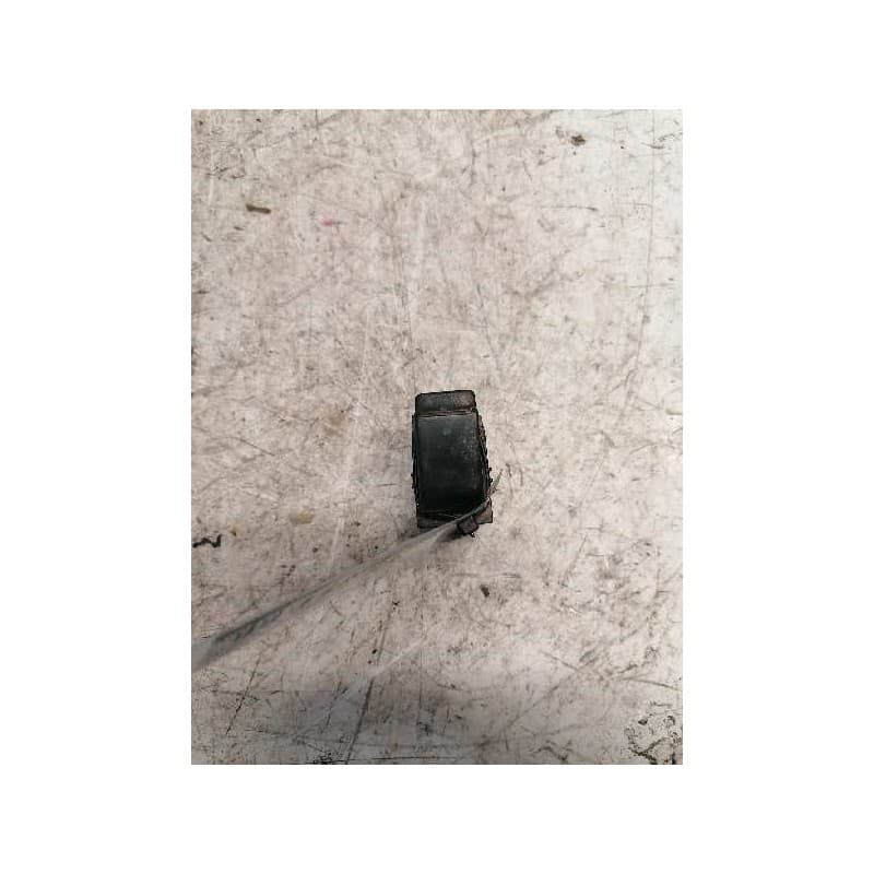 Recambio de mando elevalunas trasero izquierdo para toyota corolla verso (r1) 2.2 d-4d luna referencia OEM IAM 37181A320A05 5 PI - Gris