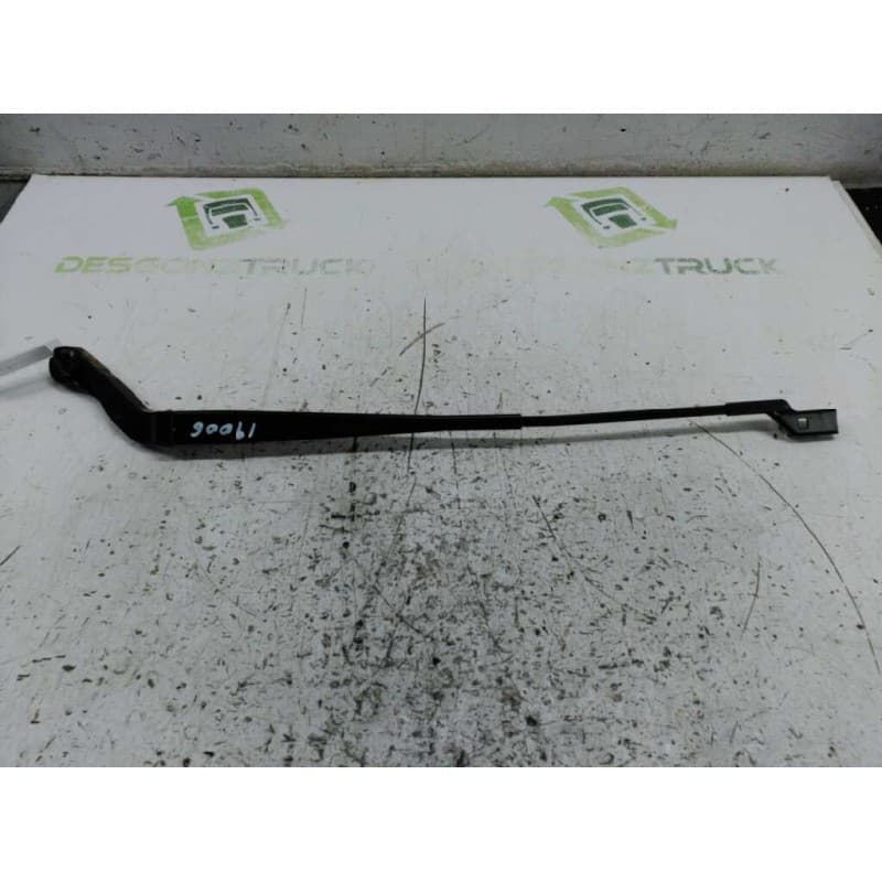 Recambio de brazo limpia delantero izquierdo para peugeot boxer furgoneta 2.2 hdi 120 referencia OEM IAM - Blanco