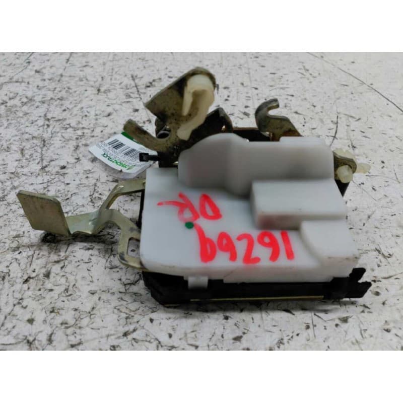 Recambio de cerradura puerta delantera derecha para peugeot boxer caja cerrada (rs2850)(230)('02) 1400 td referencia OEM IAM - Blanco