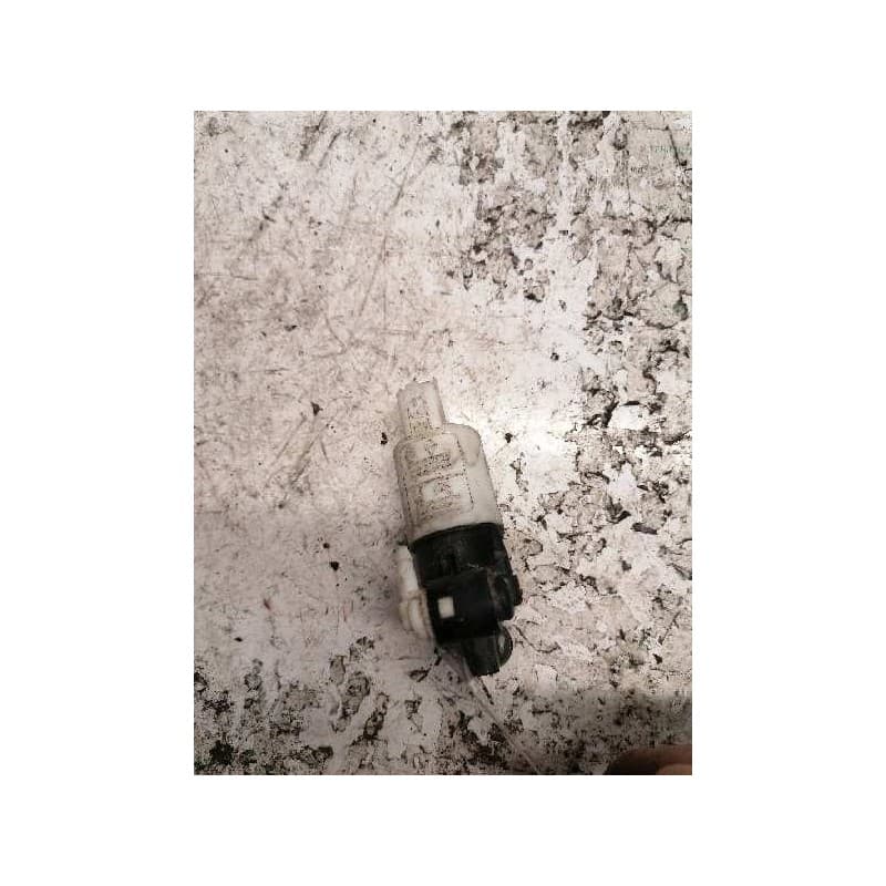Recambio de bomba limpia para citroën c4 coupe collection referencia OEM IAM 9641553880 2 PINS - Negro