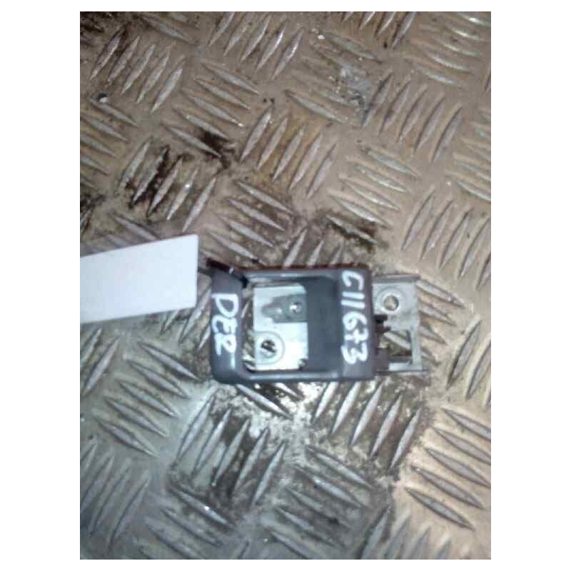 Recambio de maneta interior delantera derecha para nissan trucks cabstar e 110.35 referencia OEM IAM - Blanco