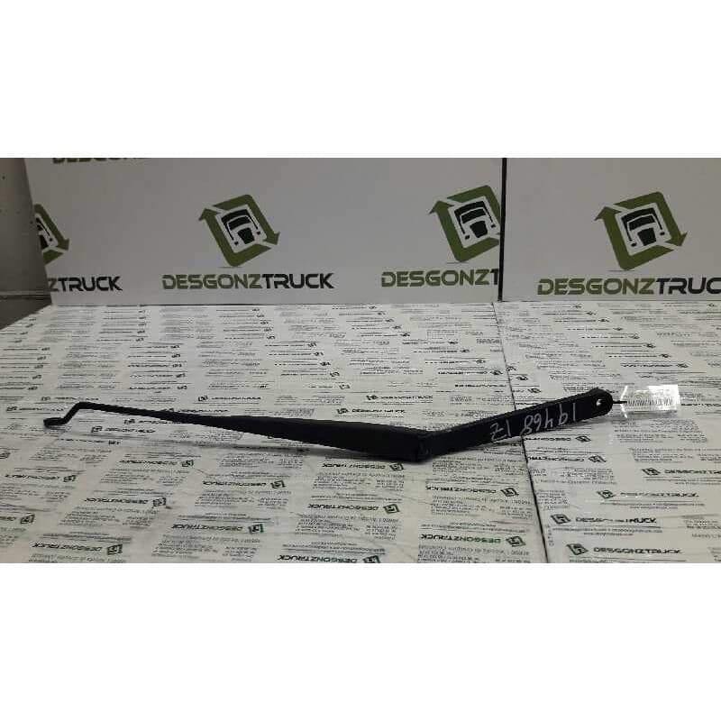Recambio de brazo limpia delantero izquierdo para nissan x-trail (t30) comfort referencia OEM IAM