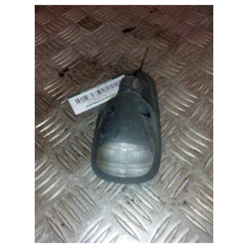 Recambio de piloto luz galibo derecho para renault hr 420.18/26 premium 01 fsa 4x2 420.18 larga distancia referencia OEM IAM - Blanco