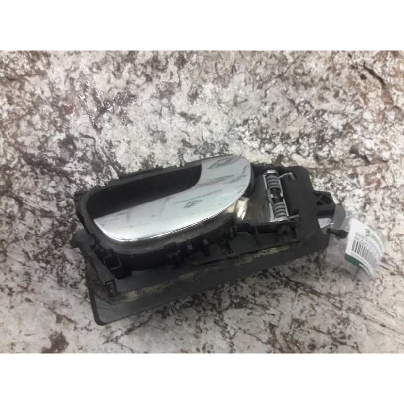 Recambio de maneta interior delantera derecha para peugeot 307 (s1) xs referencia OEM IAM 9643604477