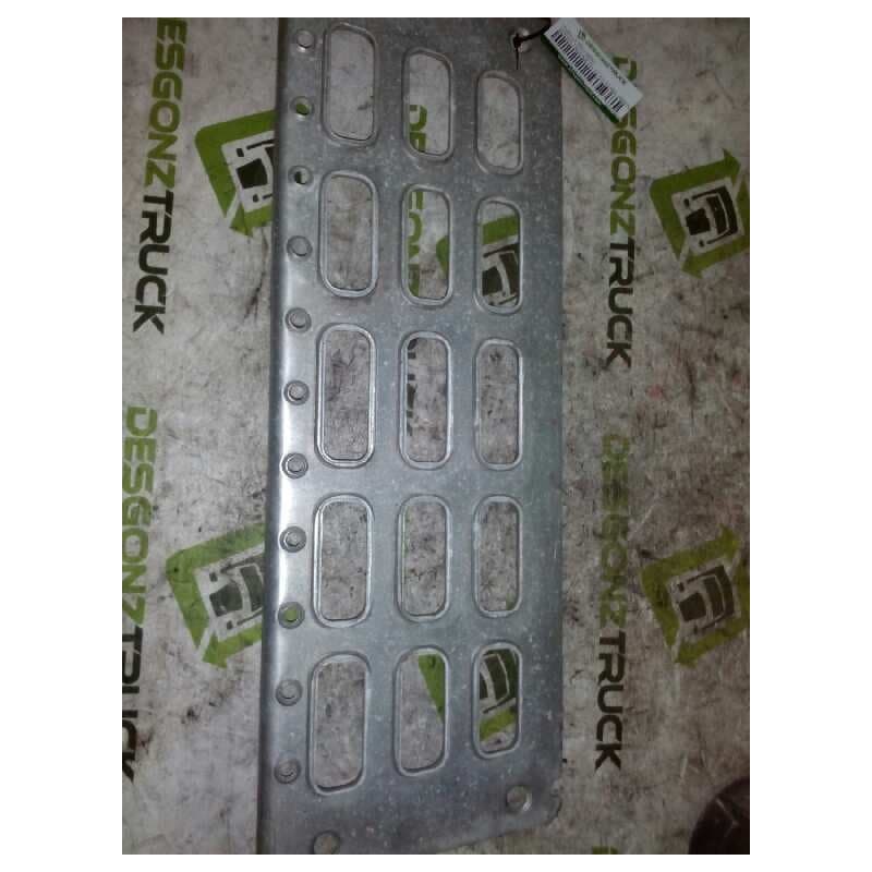 Recambio de huella peldaño para volvo trucks fh 12 fh 12.460 (460cv) referencia OEM IAM 20379439 PARTE DERECHA - Blanco