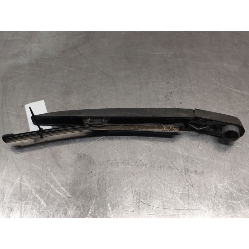 Recambio de brazo limpia trasero para renault clio iv (bh_) 0.9 tce 90 referencia OEM IAM - Blanco