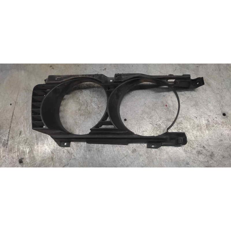 Recambio de moldura para bmw serie 5 berlina (e34) 525tds referencia OEM IAM 511381483129 FARO DERECHO