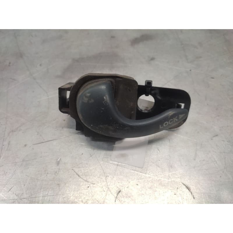 Recambio de maneta interior delantera izquierda para fiat doblo (119) 1.9 diesel cat referencia OEM IAM