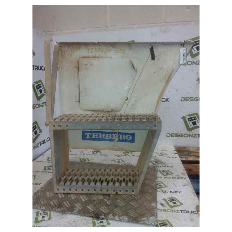 Recambio de peldaño izquierdo para volvo f 12 interc. 360/262 kw e1 fsafe 3700/17-18 to / 4x2 largo con 2 literas (lh2) referenc