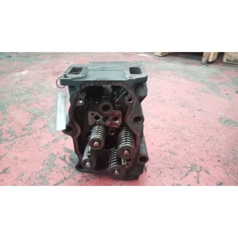 Recambio de culata para scania serie 4 (p/r 114 l) 10.6 diesel referencia OEM IAM 1448282