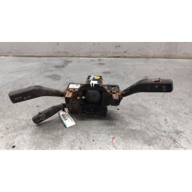 Recambio de mando multifuncion para volkswagen passat variant (3c5) advance referencia OEM IAM 3C9953507Q - Rojo