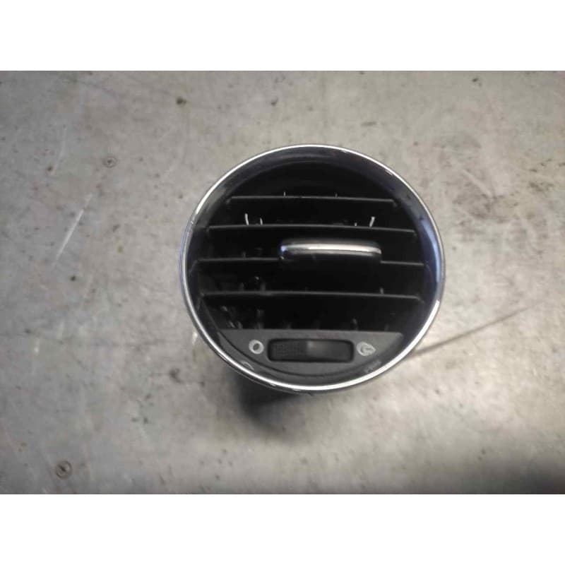Recambio de difusor calefaccion para peugeot 308 sw confort referencia OEM IAM 9658515377 CENTRAL IZQUIERDO - Gris