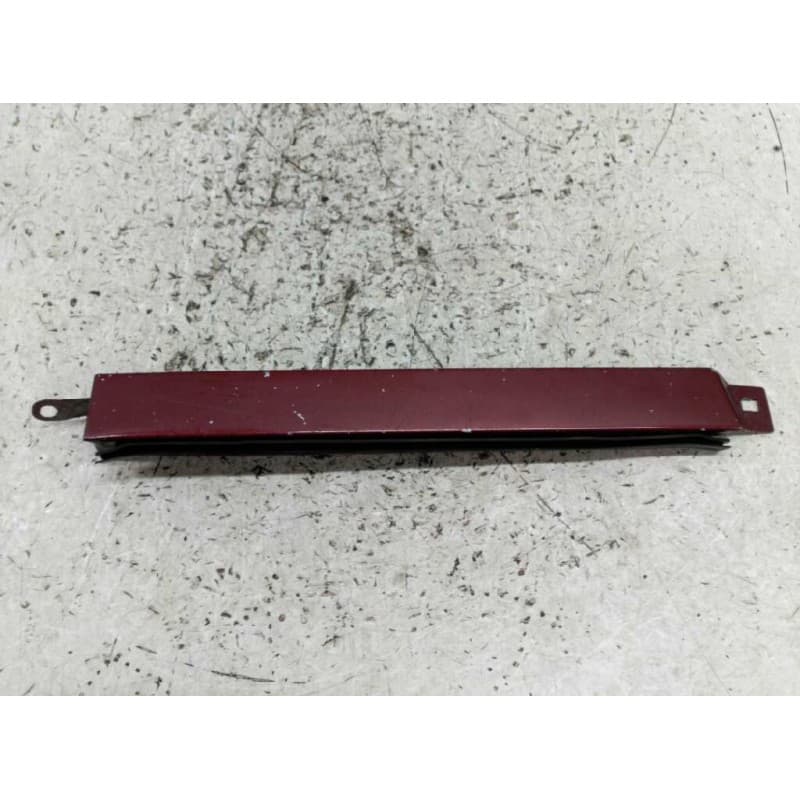 Recambio de moldura para mercedes-benz clase e (w124) berlina d 300 (124.130) referencia OEM IAM BAJO FARO DCHA.