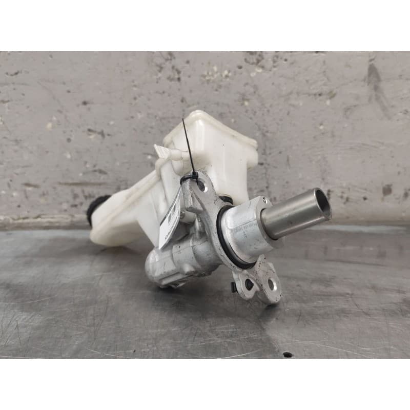 Recambio de bomba freno para mercedes-benz clase gla (x156) gla 200 (156.943) referencia OEM IAM