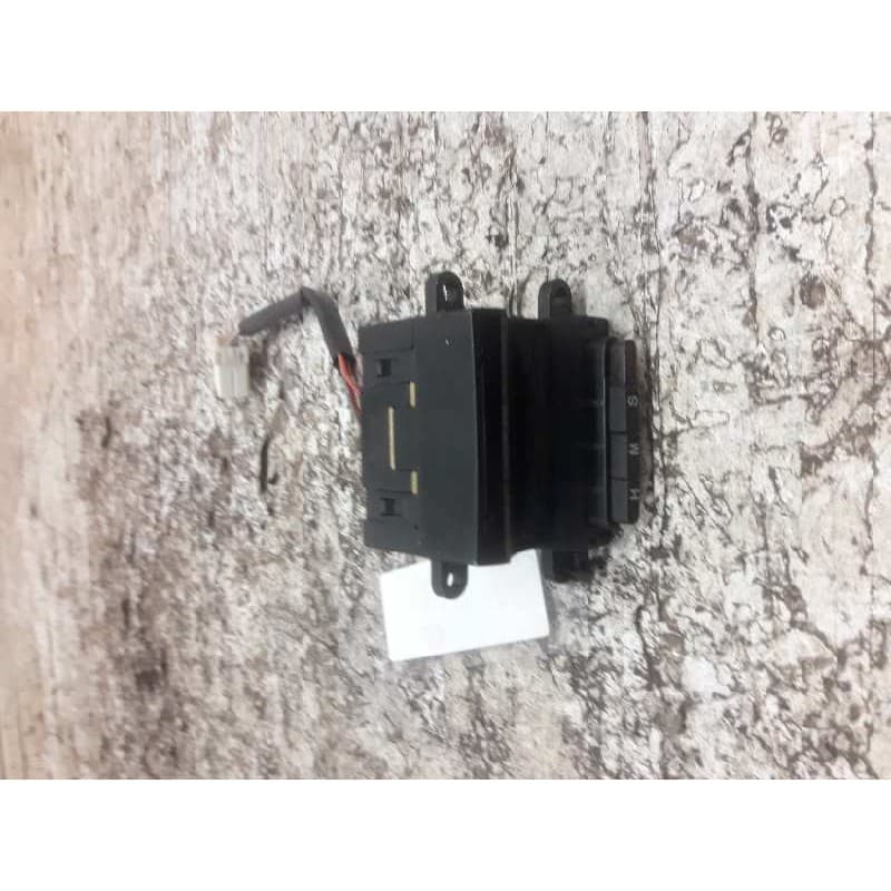 Recambio de reloj para ssangyong rexton rx 270 full referencia OEM IAM 8111008010 - Negro