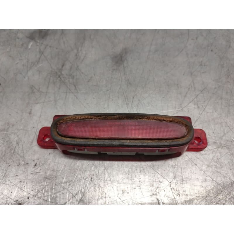 Recambio de luz central de freno para mazda 3 berlina (bk) 1.6 crdt active referencia OEM IAM - Negro