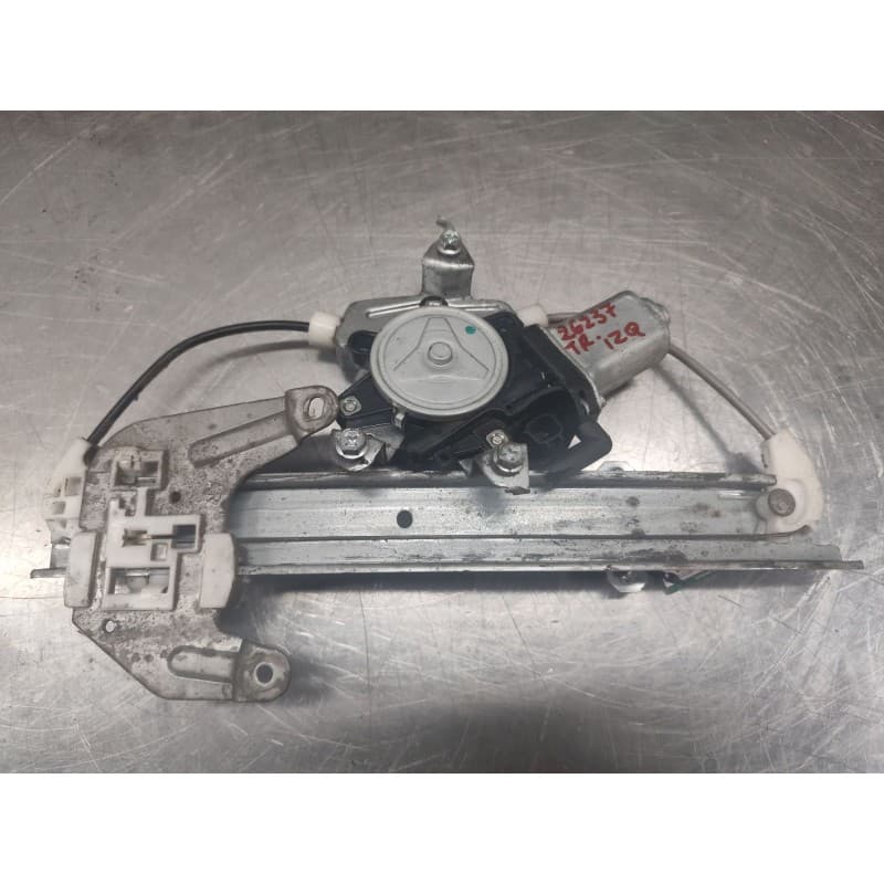 Recambio de elevalunas trasero izquierdo para nissan murano i (z50) 3.5 4x4 referencia OEM IAM 807318991A - Negro