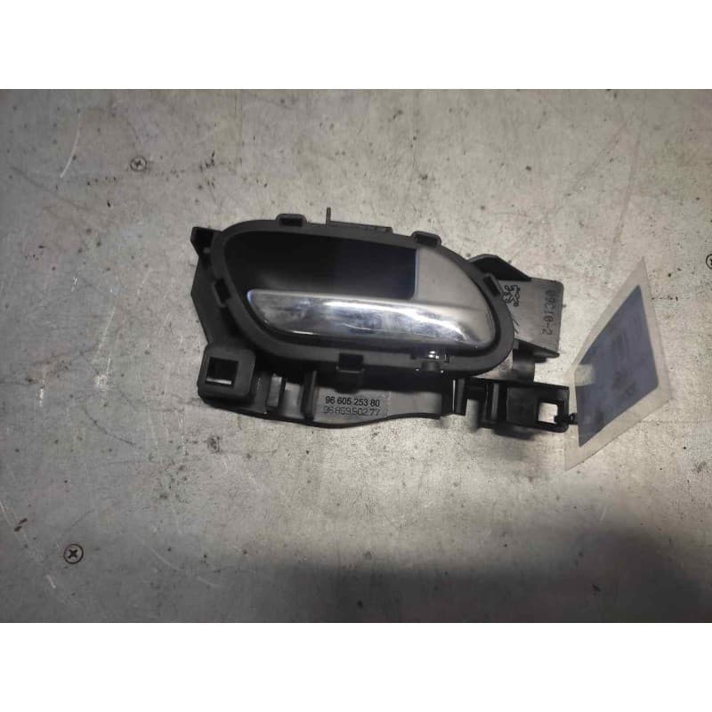 Recambio de maneta interior trasera derecha para peugeot 308 sw confort referencia OEM IAM 9660525380 - Gris