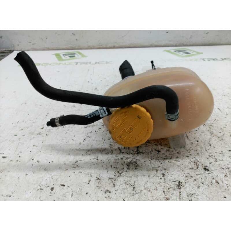 Recambio de deposito expansion para opel combo (corsa c) arizona referencia OEM IAM - Blanco