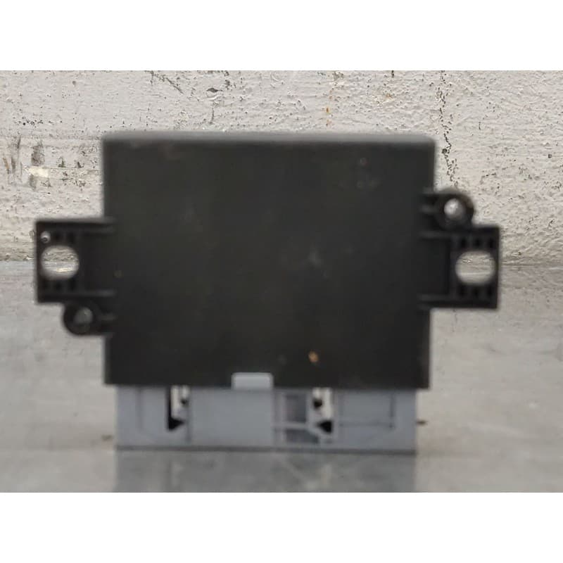 Recambio de modulo electronico para mercedes-benz clase gla (x156) gla 200 (156.943) referencia OEM IAM A0009006713
