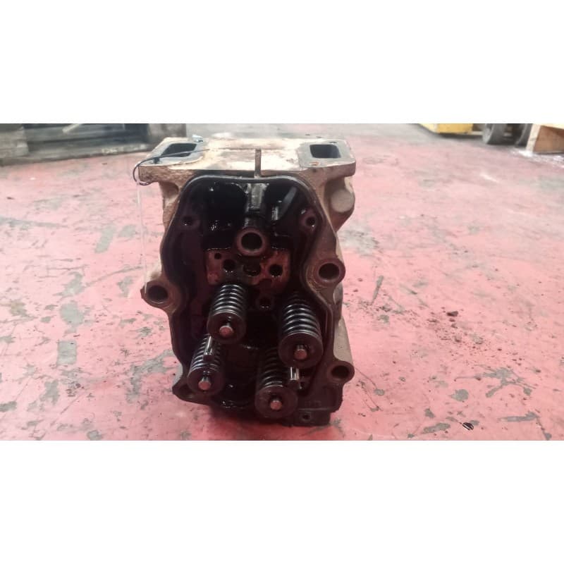 Recambio de culata para scania 4 - series 114 l/380 referencia OEM IAM 1448282
