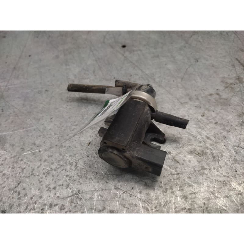 Recambio de valvula aire adicional para ford galaxy (vy) ghia referencia OEM IAM 1J0906627 2 PINS