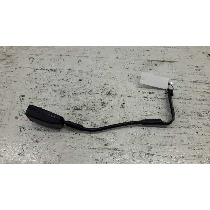 Recambio de enganche de cinturon delantero izquierdo para nissan patrol (k/w260) corto ta referencia OEM IAM - Rojo