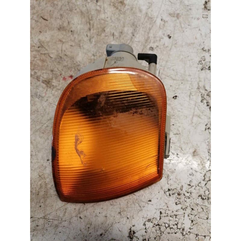 Recambio de piloto delantero derecho para volkswagen polo berlina (6n1) referencia OEM IAM 6N0953050B