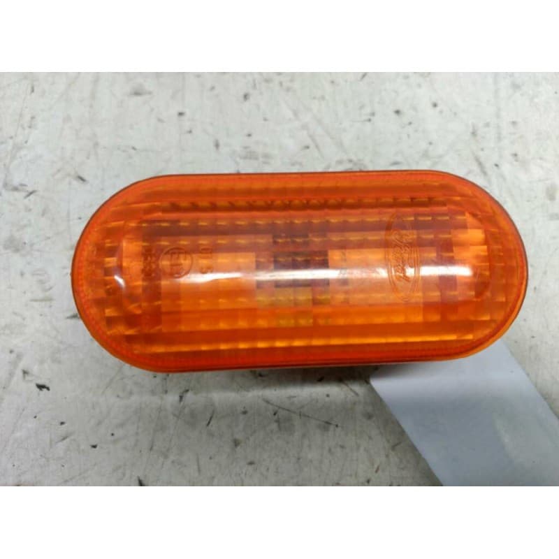 Recambio de piloto lateral izquierdo para ford fiesta (cbk) ghia referencia OEM IAM 2S6A13K354AD 1336185