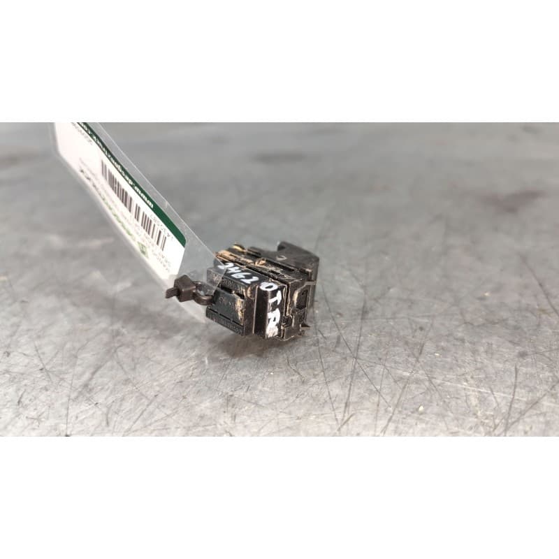Recambio de mando elevalunas trasero derecho para seat leon (5f1) 1.4 tsi referencia OEM IAM 5Q0959855S - Granate
