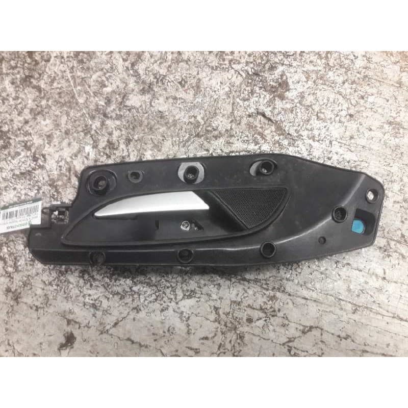 Recambio de maneta interior trasera derecha para fiat linea (110) activa (110.0/111.0) referencia OEM IAM T0793