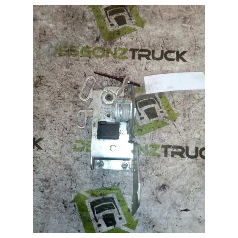 Recambio de cerradura puerta delantera derecha para scania serie 4 (p/r 144 l) fsa 460 (4x2) e2 corto cr 13 / 14 b referencia OE - Blanco