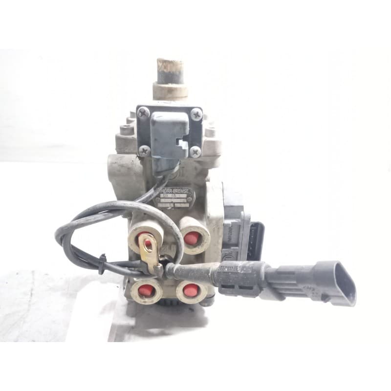 Recambio de valvula aire para iveco andecar iv 3 referencia OEM IAM 504100604 VALVULA TRANSMISOR DE FRENO DX65C - Blanco