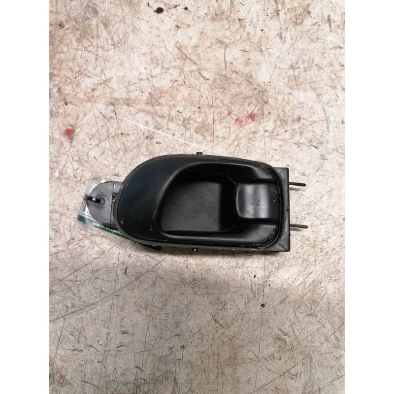 Recambio de maneta interior trasera izquierda para daewoo tacuma se referencia OEM IAM 96260946 - Gris