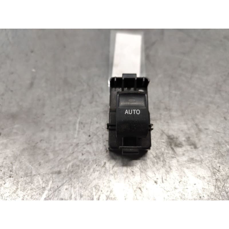 Recambio de mando elevalunas delantero derecho para toyota auris active referencia OEM IAM 192801 5 PINS - Blanco