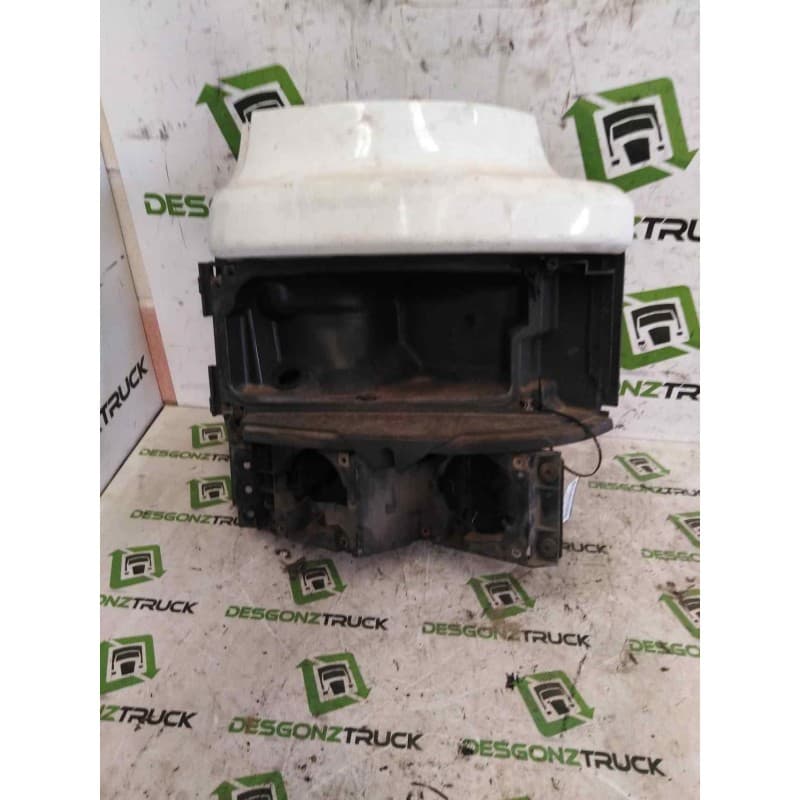 Recambio de soporte faro izquierdo para scania serie p/g/r (d-clase) fsa p380 (4x2) largo cp 19 b referencia OEM IAM - Blanco