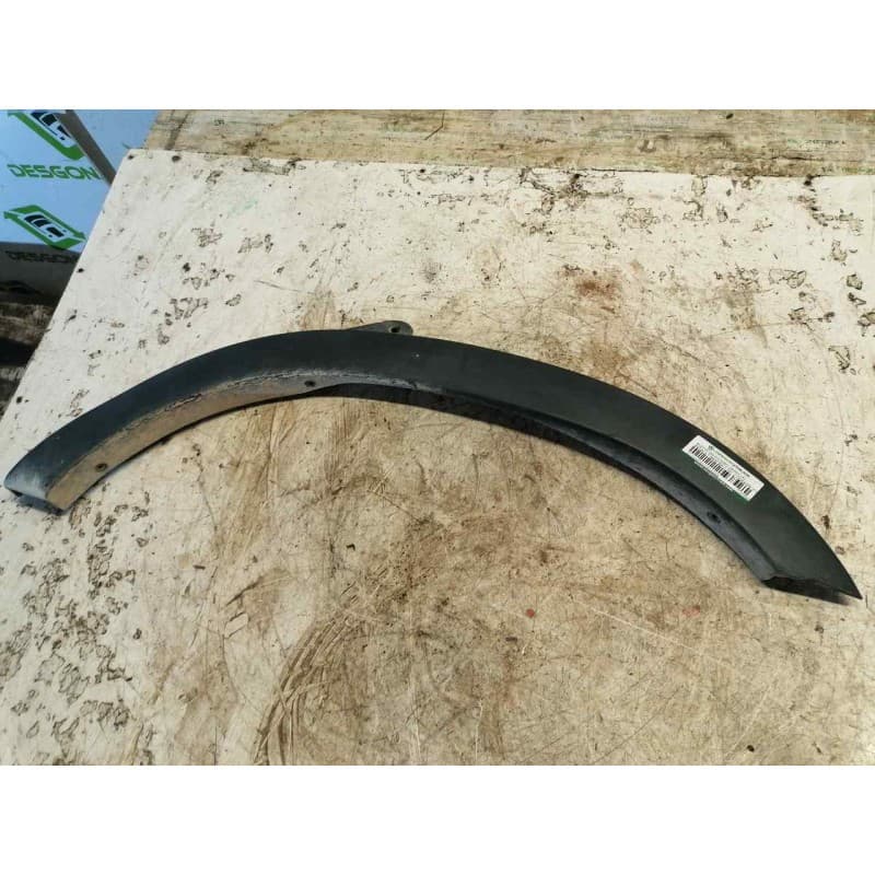Recambio de aletin delantero derecho para renault master ii ph. 2 doka/pr. fgst 2.5 diesel referencia OEM IAM 7701692571B - Blanco