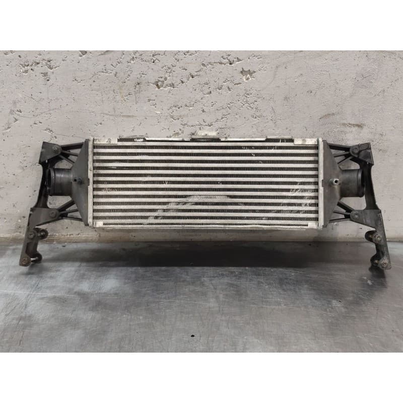Recambio de intercooler para iveco daily iv furgoneta 35c12 v, 35c12 v/p, 35s12 v, 35s12 v/p referencia OEM IAM - Blanco