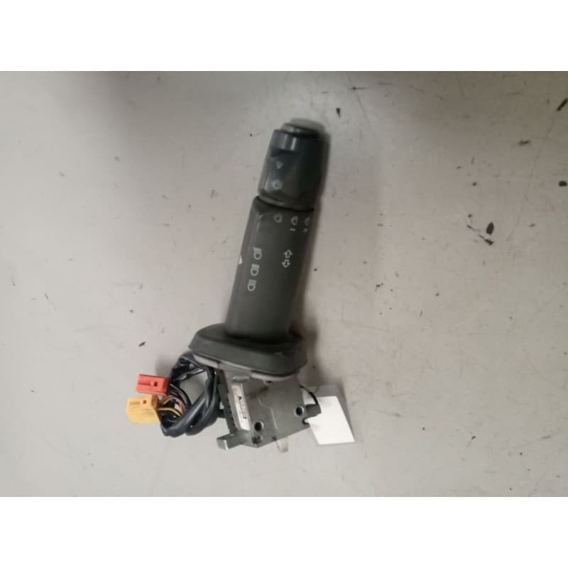 Recambio de mando intermitentes para man tg-m 12.280 12.280 fg c (compact) referencia OEM IAM 81255090144 - Blanco