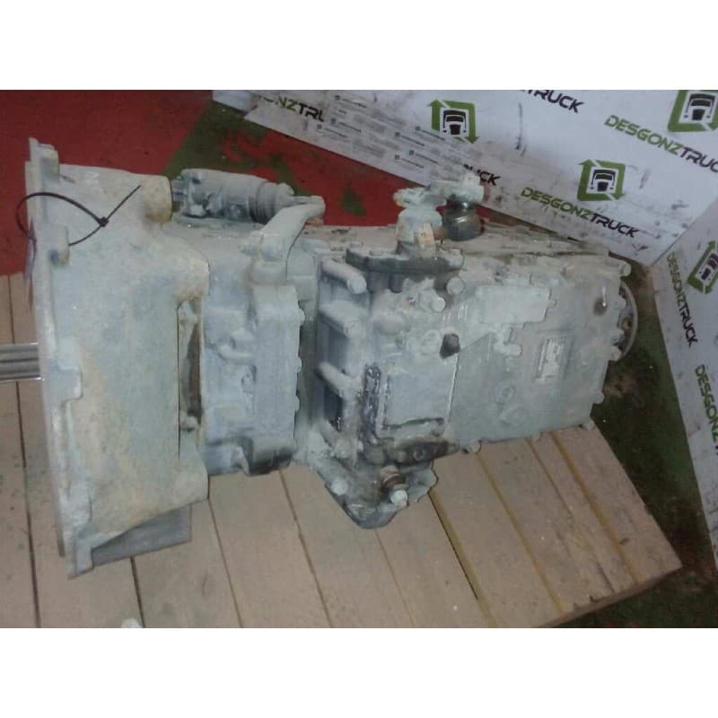 Recambio de caja cambios para daf serie 2300 ht fg dist.ent.ej. 4450 zgg18 topsleeper referencia OEM IAM S690GV90 1268014605