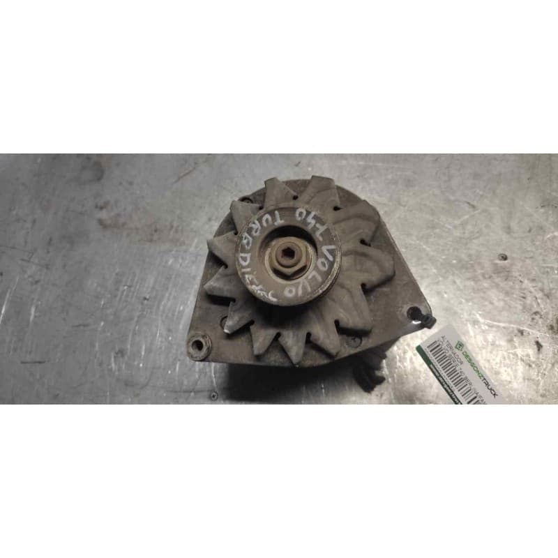 Recambio de alternador para volvo serie 740 berlina/familiar 2.0 cat referencia OEM IAM 0120488130 3515042 14V 23/55A BOSCH