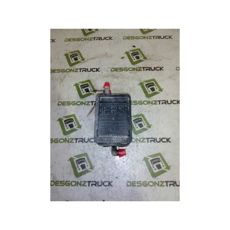 Recambio de valvula aire para scania trucks p, g, r, t series r 420 (420cv) referencia OEM IAM K000086 1857012 VALVULA EBS